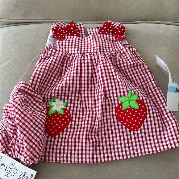Rare Editions Other - Girls 3-6 months gingham seersucker plaid strawberry’s dress bloomers new nwt